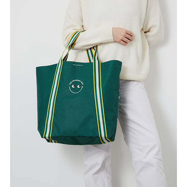 『Universal Bag』アニヤ・ハインドマーチ　レギュラー　チョコレート The Universal Bag | Anya Hindmarch US